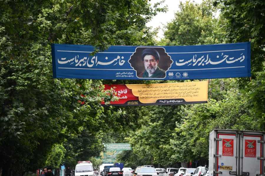 چشم‌نوازی بنرهای معنوی در ساری